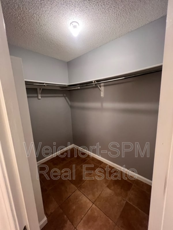 Building Photo - 4524 Port Royal Cove