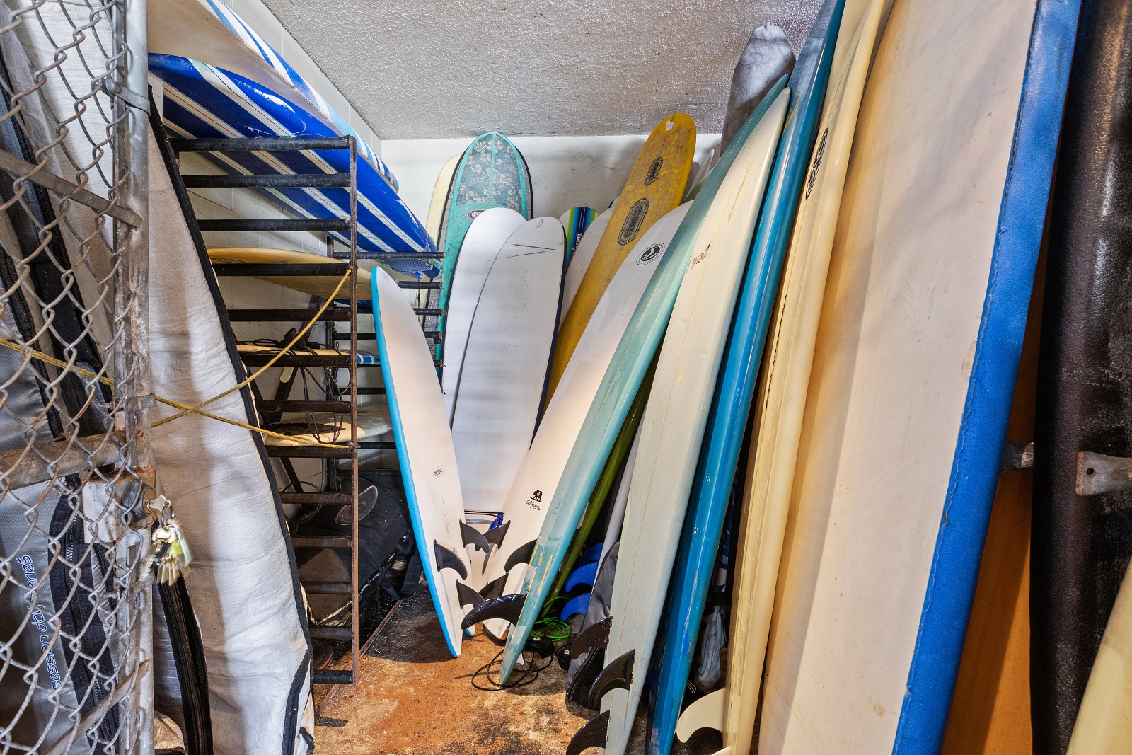 Surfboard Storage - 2440 Kuhio Ave