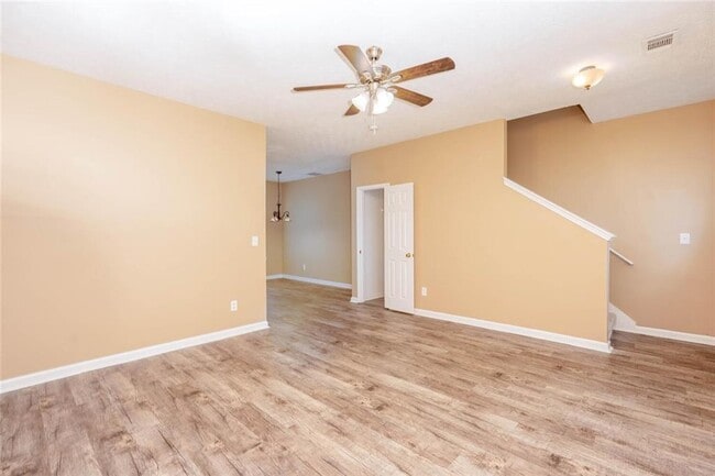 Building Photo - 102 Timber Ridge Dr