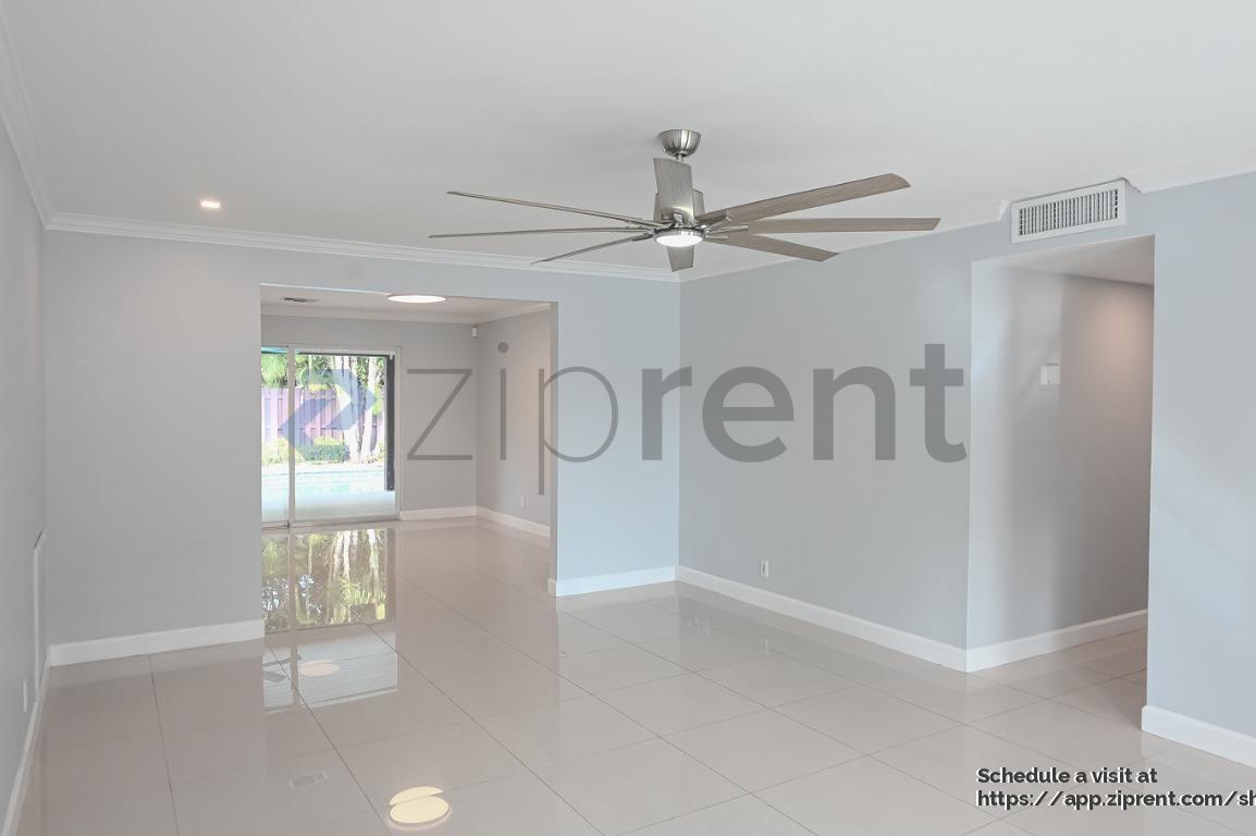 Building Photo - 3343 NW 69th St