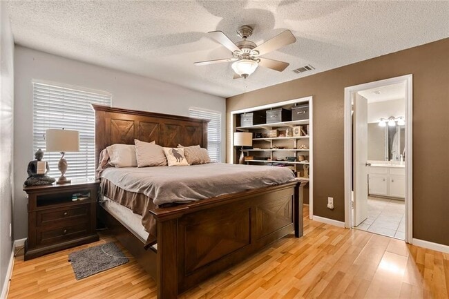 Building Photo - 12718 Covington Trail