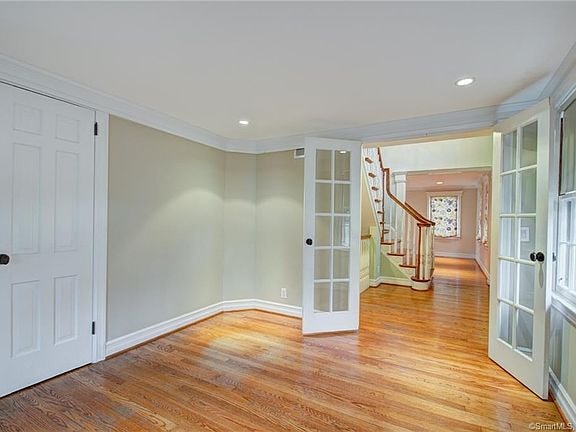 Building Photo - 21 Westmont