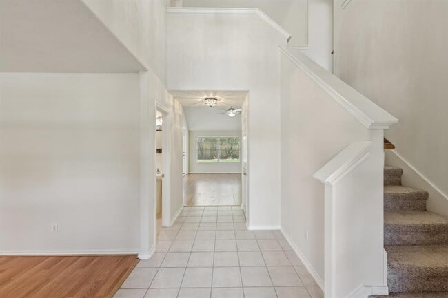 Building Photo - 15403 Court Amber Trail