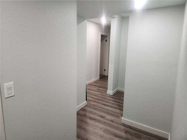 Building Photo - 306 Hayes St