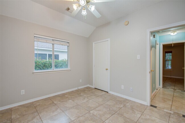 Building Photo - 3330 Peachstone Pl