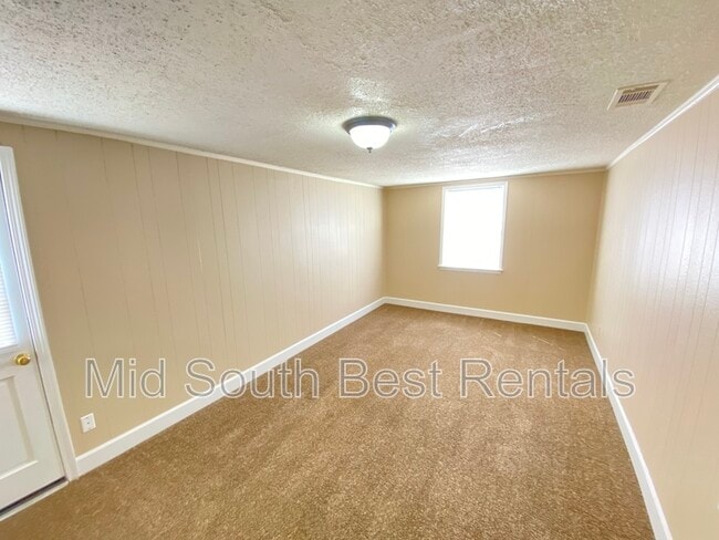 Building Photo - 5204 Black Diamond Cove