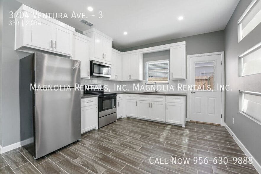 Building Photo - 3704 Ventura Ave