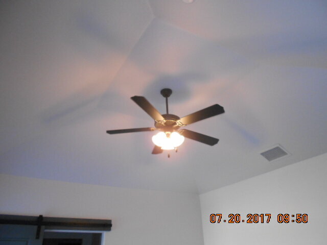 Building Photo - The Finer Things In Life/ The Town Homes o...