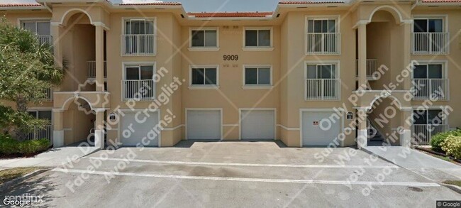 Primary Photo - 1 br, 1 bath Condo - 9909 Westwood Dr 35 35