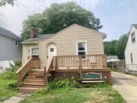 Building Photo - 23059 Davey Ave