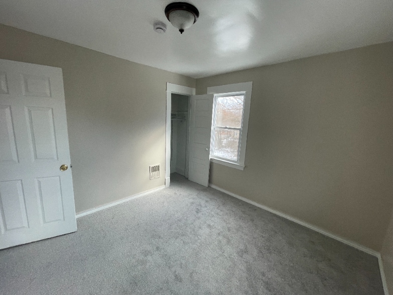 Building Photo - 16902 Langley Ave