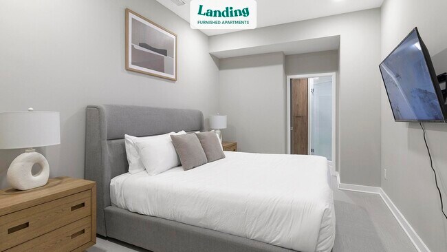 Building Photo - 600 19th St N