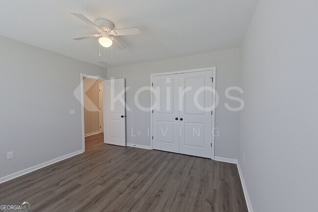 Building Photo - 52 Cottage Grove Dr