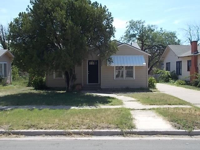 Primary Photo - 933 Peach St