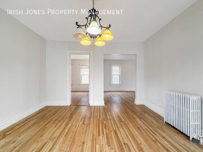 Building Photo - 306 East St