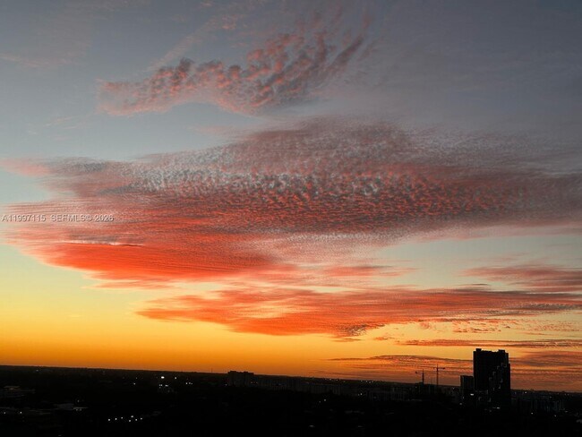 Building Photo - 2678 Tigertail Ave