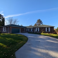 Building Photo - 201 S 19th Ave