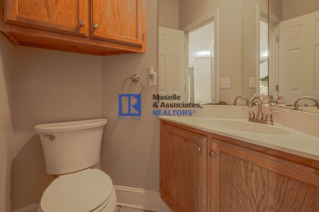Building Photo - 4 Bed/2.5 Bath Home in Jackson in Heatherton