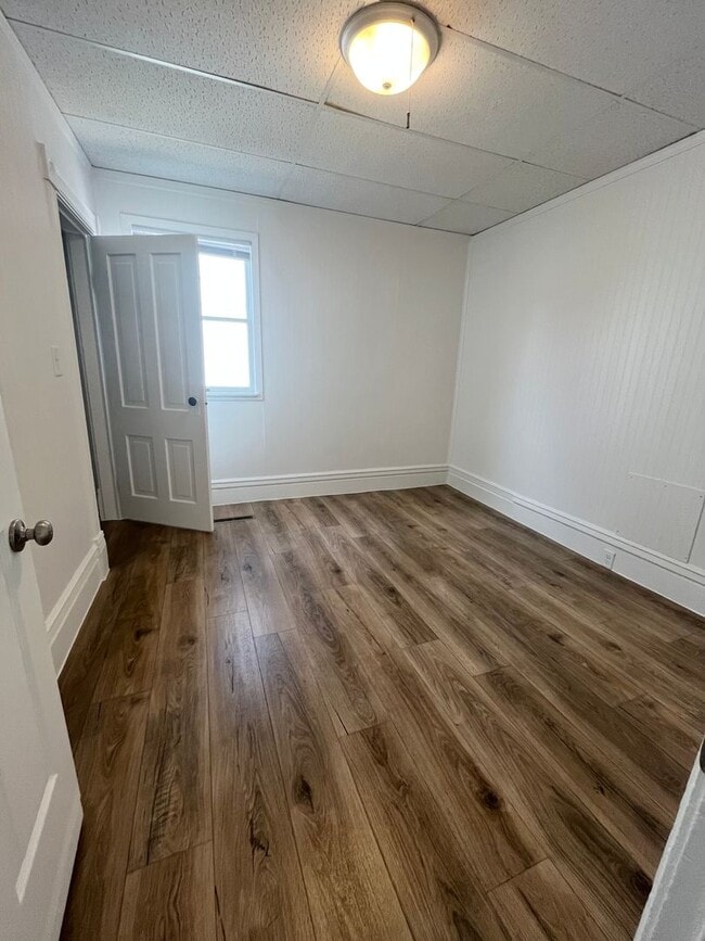 Building Photo - Ranch Style 2 Bed/1 Bath with Fenced in Yard!