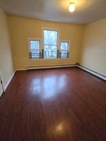 Building Photo - 791 S 13th St