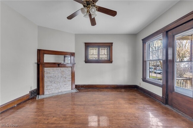 Building Photo - 3820 Riverside Ave