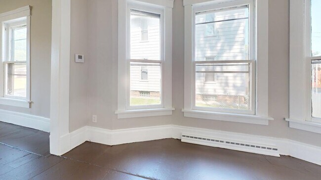 Building Photo - 2700 7th St NW
