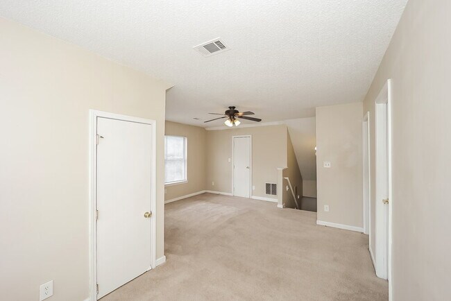 Building Photo - 705 Addy Cove