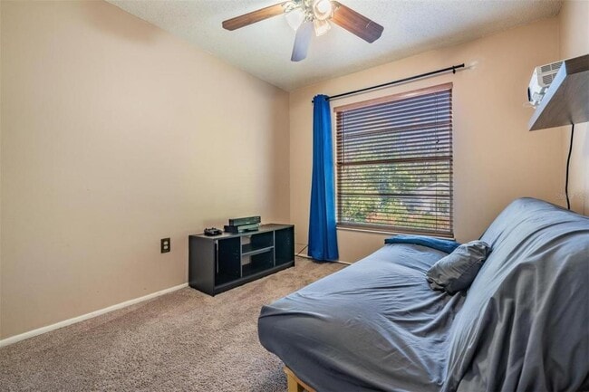 Building Photo - 14631 Lake Forest Dr
