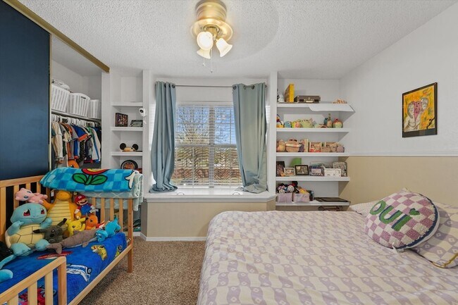 Building Photo - 621 Carriagehouse Ln