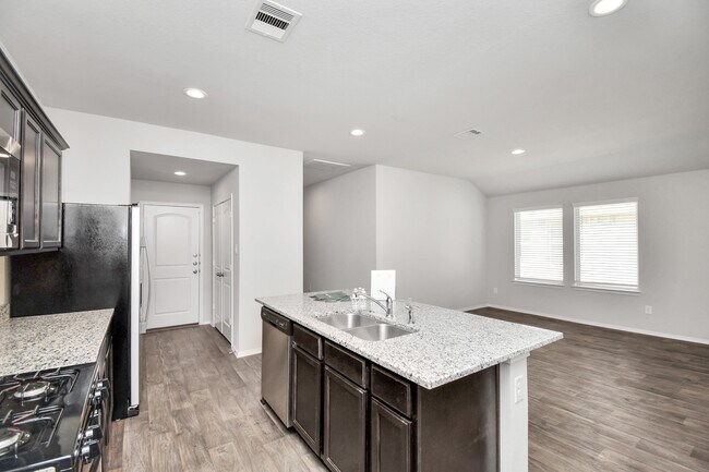 Building Photo - 14059 Crystal Cave Ln