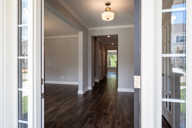 Building Photo - **LIKE NEW, EXECUTIVE HOME IN SOUGHT-AFTER LADD PARK NEIGHBORHOOD, FRANKLIN, TN**