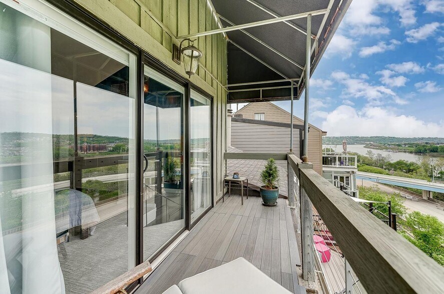 Primary Bedroom Balcony - 1005 Hill St