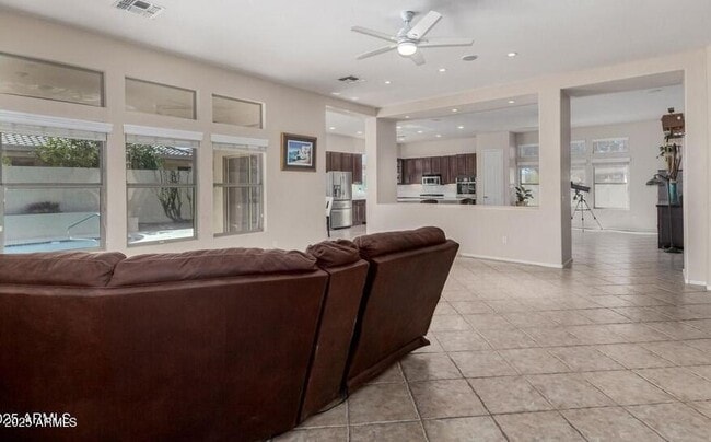 Building Photo - 10511 W Villa Hermosa
