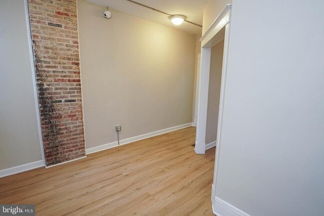 Building Photo - 218 S Pennsylvania Ave