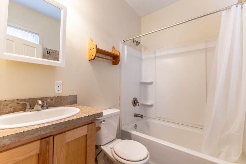 Building Photo - 6606 Ballard Ave