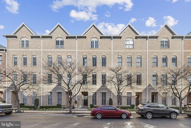 Building Photo - 1256 Dockside Cir