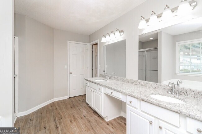 Building Photo - 3038 Donamire Ct NW