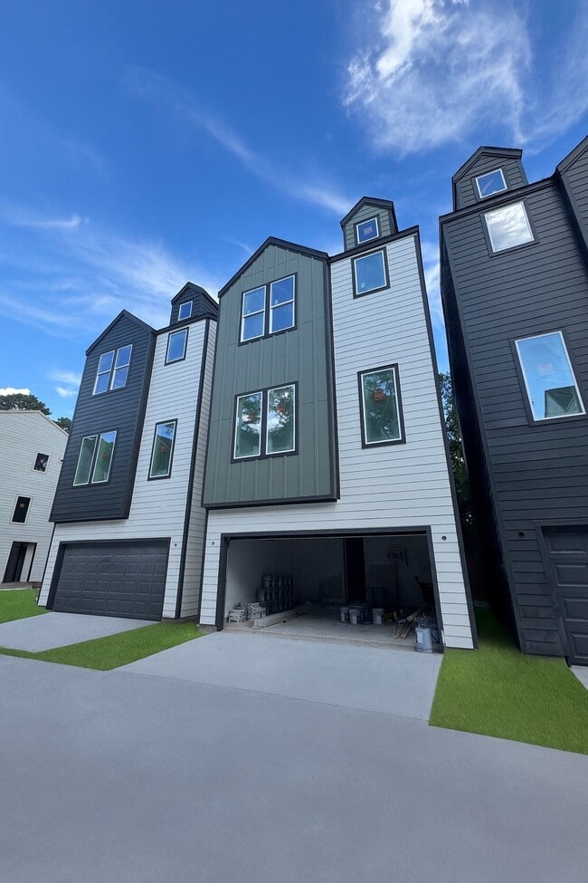 Building Photo - 5306 Kindred Garden Ln