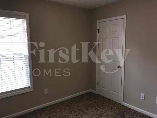 Building Photo - 20 Stephens Way