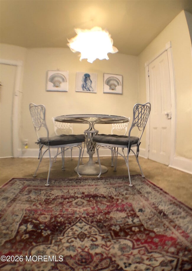 Building Photo - 610 1st Ave