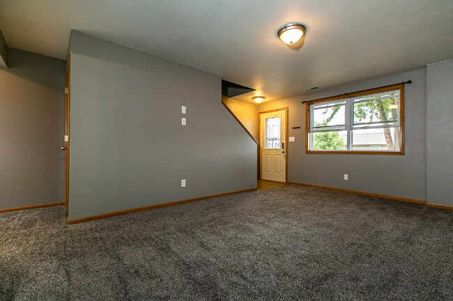 Building Photo - 3061 Stellar Eagle Dr