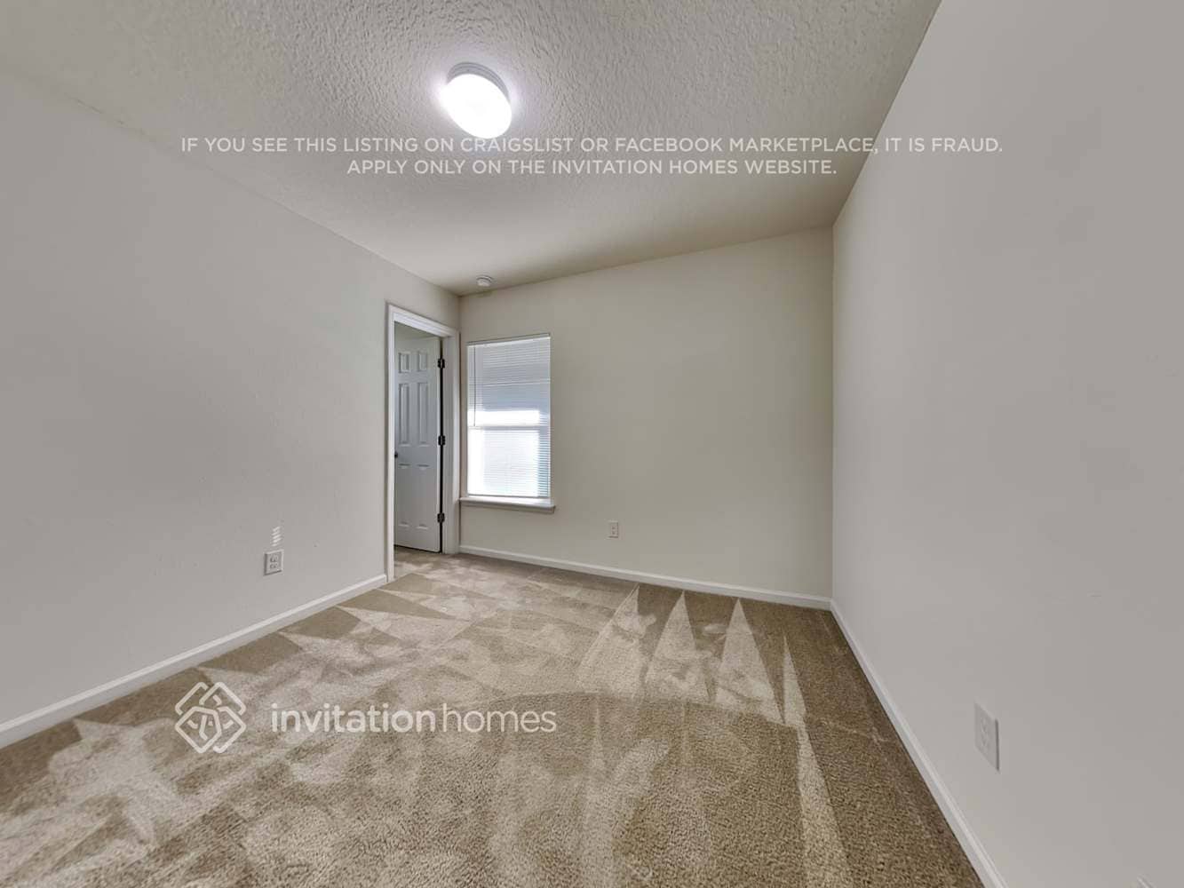 Building Photo - 123 Santorini Ct