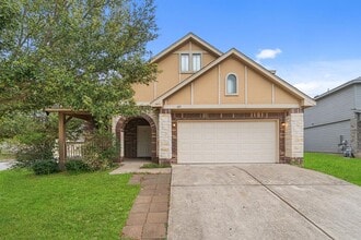 Building Photo - 601 Silver Wing Dr