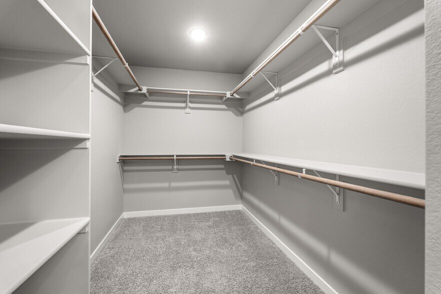 Building Photo - 6395 Laud Pt