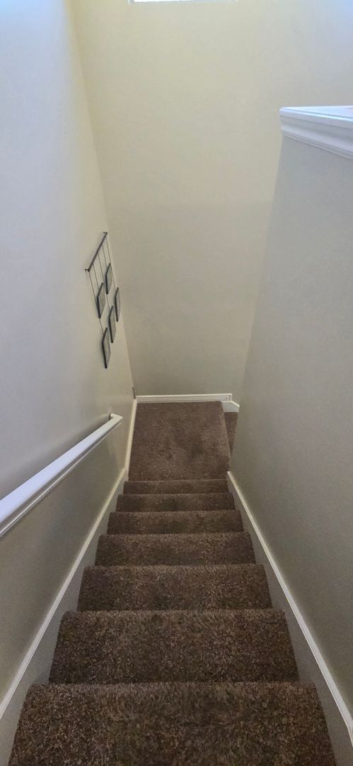 Building Photo - Beautiful 3 Bed 3.5 Bath in Riverton!!