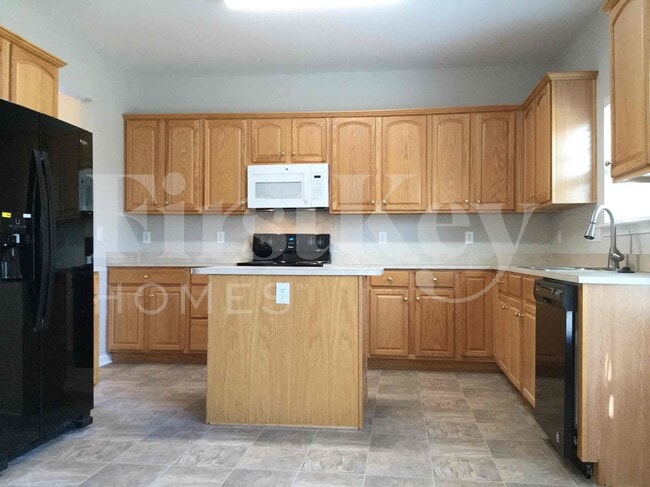 Building Photo - 1020 Brook Valley Run