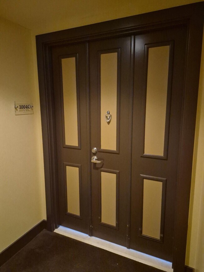 Building Photo - 3630 Gardens Pkwy