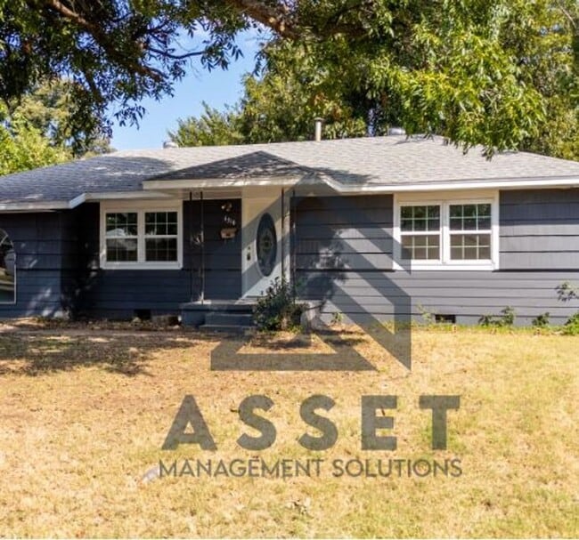 Building Photo - 4 Bedroom Available for Lease & Rent to Own!