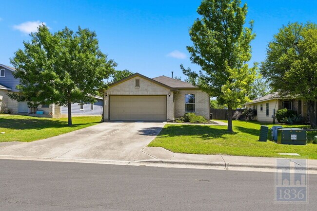 Building Photo - 228 Pearl Lake Dr