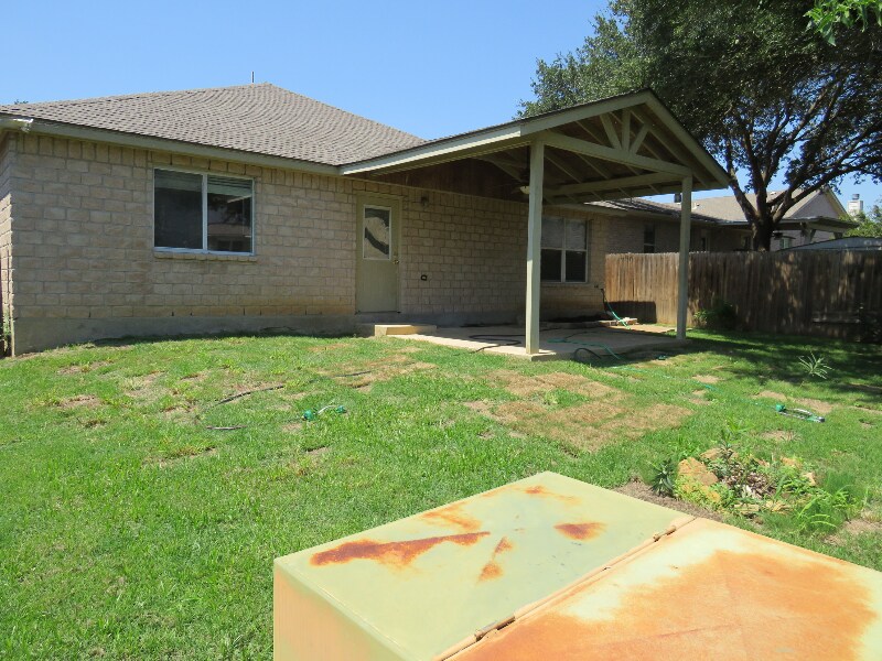 Building Photo - 3918 Southern Grove